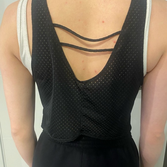 Black Nike mesh crop tank - Picture 3 of 6